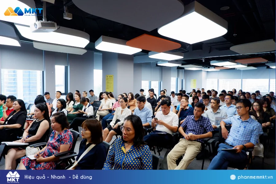 Ứng Dụng Công Nghệ AI trong Quản Trị Doanh Nghiệp: Khám Phá Tiềm Năng Mới